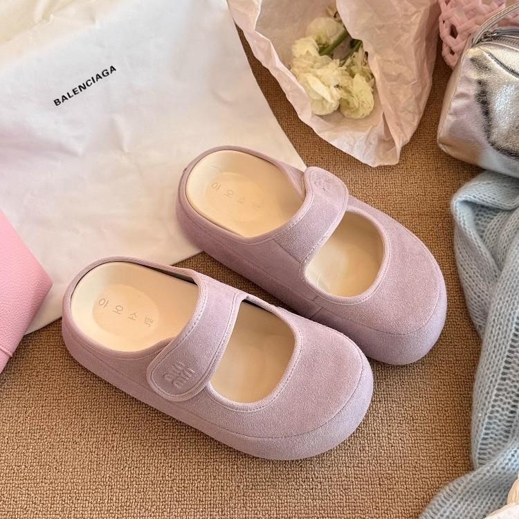 Soft leather version~ thick bottom simple height increase soft bottom 2025 spring new versatile round head bag head tow boken color women