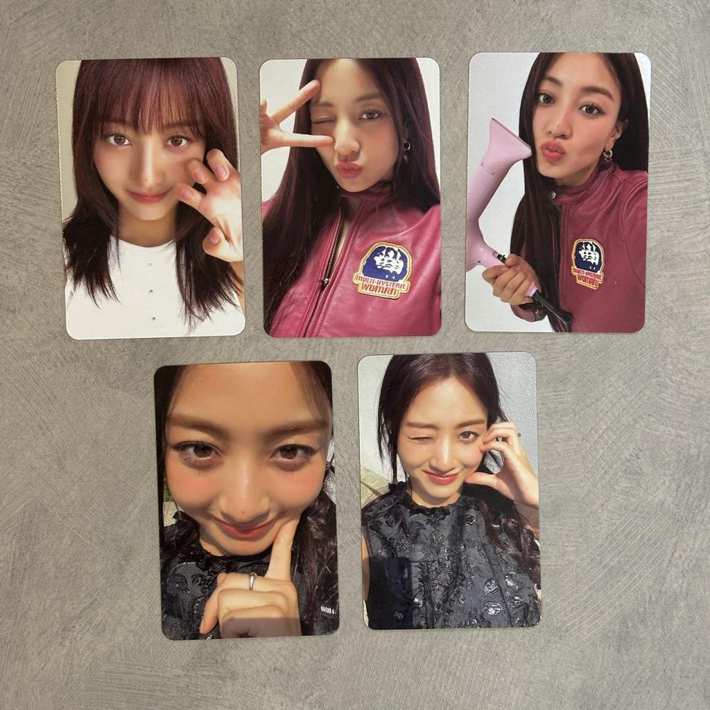 [USED] TWICE ‘Strategy’ Regular Edition Jihyo Enclosed Comp Set Bonus Trading Card Included
