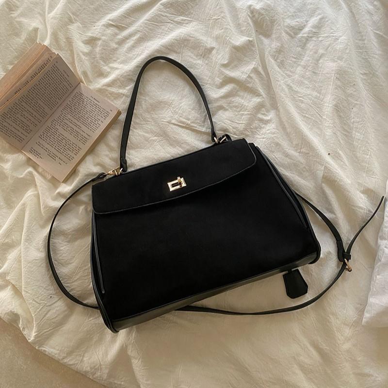 IELGY Ladies Messenger Bag Autumn Winter Retro Matte Bag Commuter