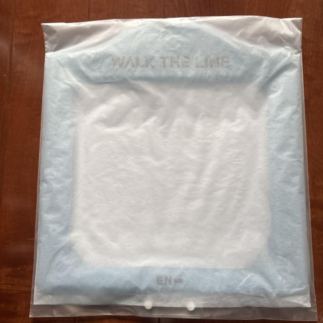 

[USED] ENHYPEN WALK THE LINE IN JP Fan Cover
