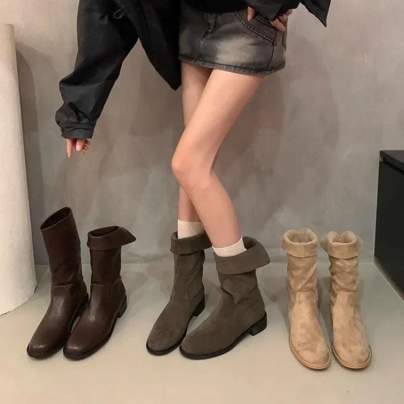 Круглый носок на низком каблуке — фото 3