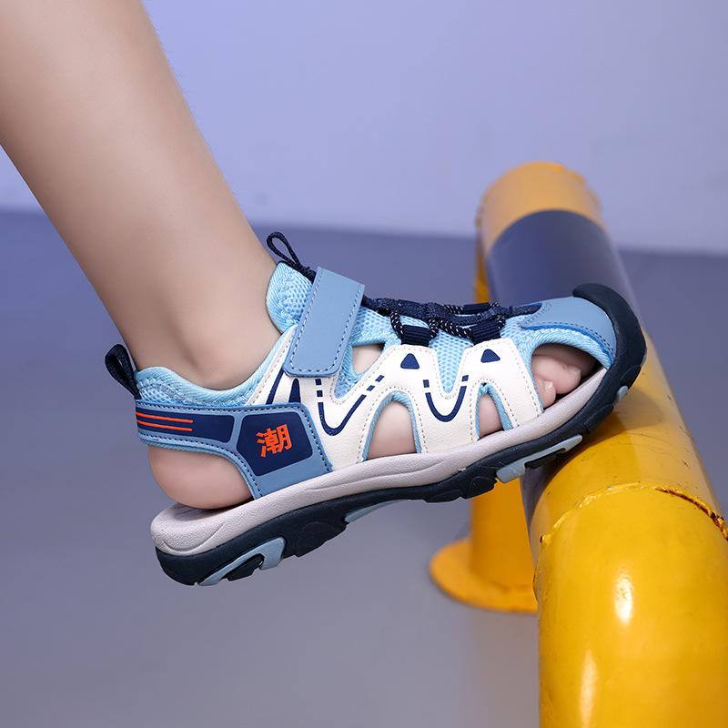 Boys Sandals Boys Shoes Sports Soft Sole Baotou Sandals Medium Large Children's Beach