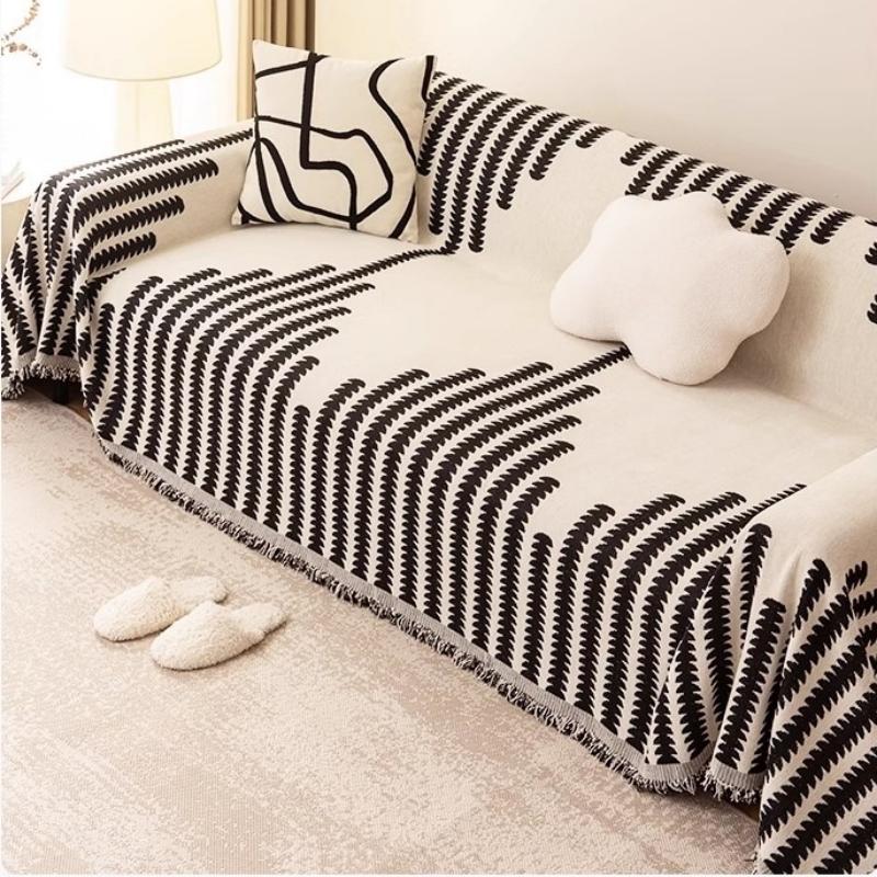 1pc Geometric Ascending Arrow Jacquard Chenille Sofa Towel, Nordic Style All-Season Decorative Couch Cover with Elegant Fringes