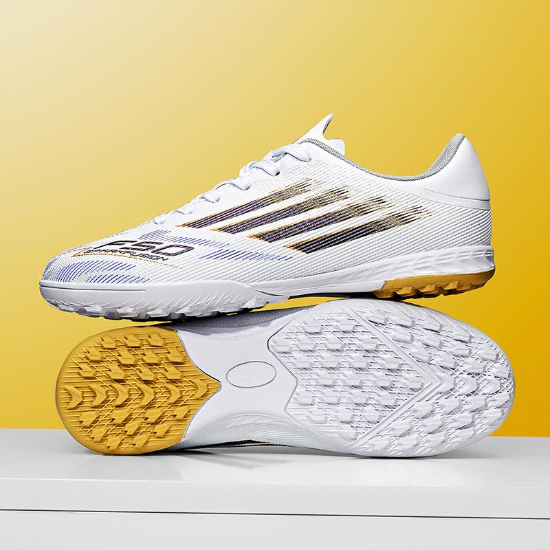 New Men Football Boots Professional Comfortable Sports Shoes Soccer Shoes Boys Sneakers Match Ankle Non-Slip TF/FG Unisex