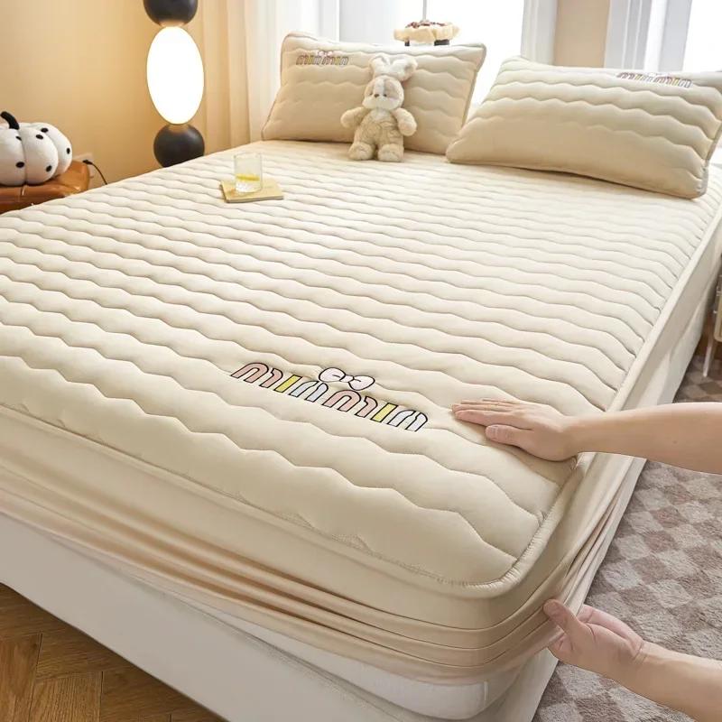 Modern Simple Soybean Cotton Cartoon Embroidery Bed Cover Four Season Universal Solid Color Non Slip Bedsheet Without Pillowcase 48x74cm pillowcase