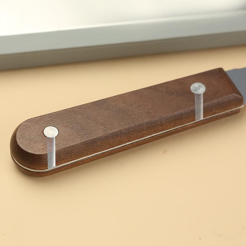 Cuțit pentru linia de îndepărtare a creveților