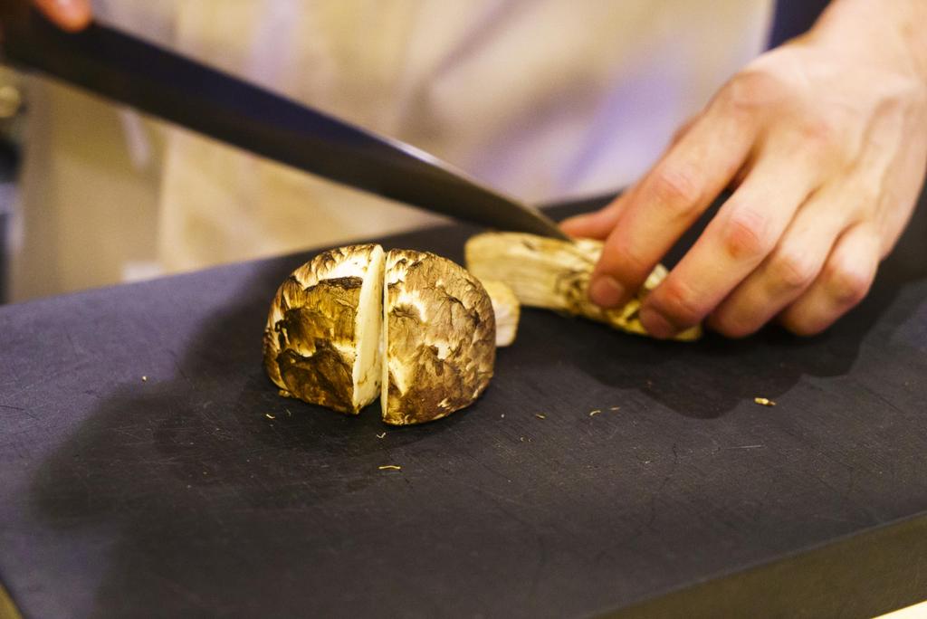 Daito Color Cutting Board, Commercial Grade, Black, 20 x 250 x 500mm