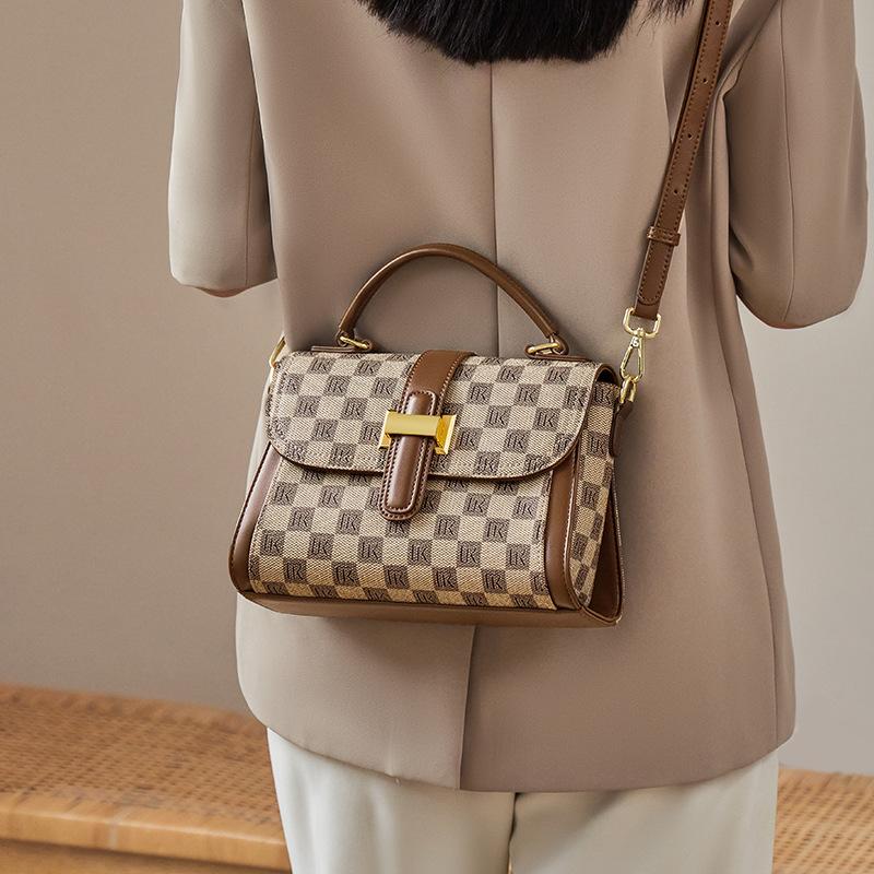 Mrs. Qiao Handbag for Women 2025 New Handbag Autumn Winter Crossbody Bag Mom Bag High-end Vintage Women's Bag