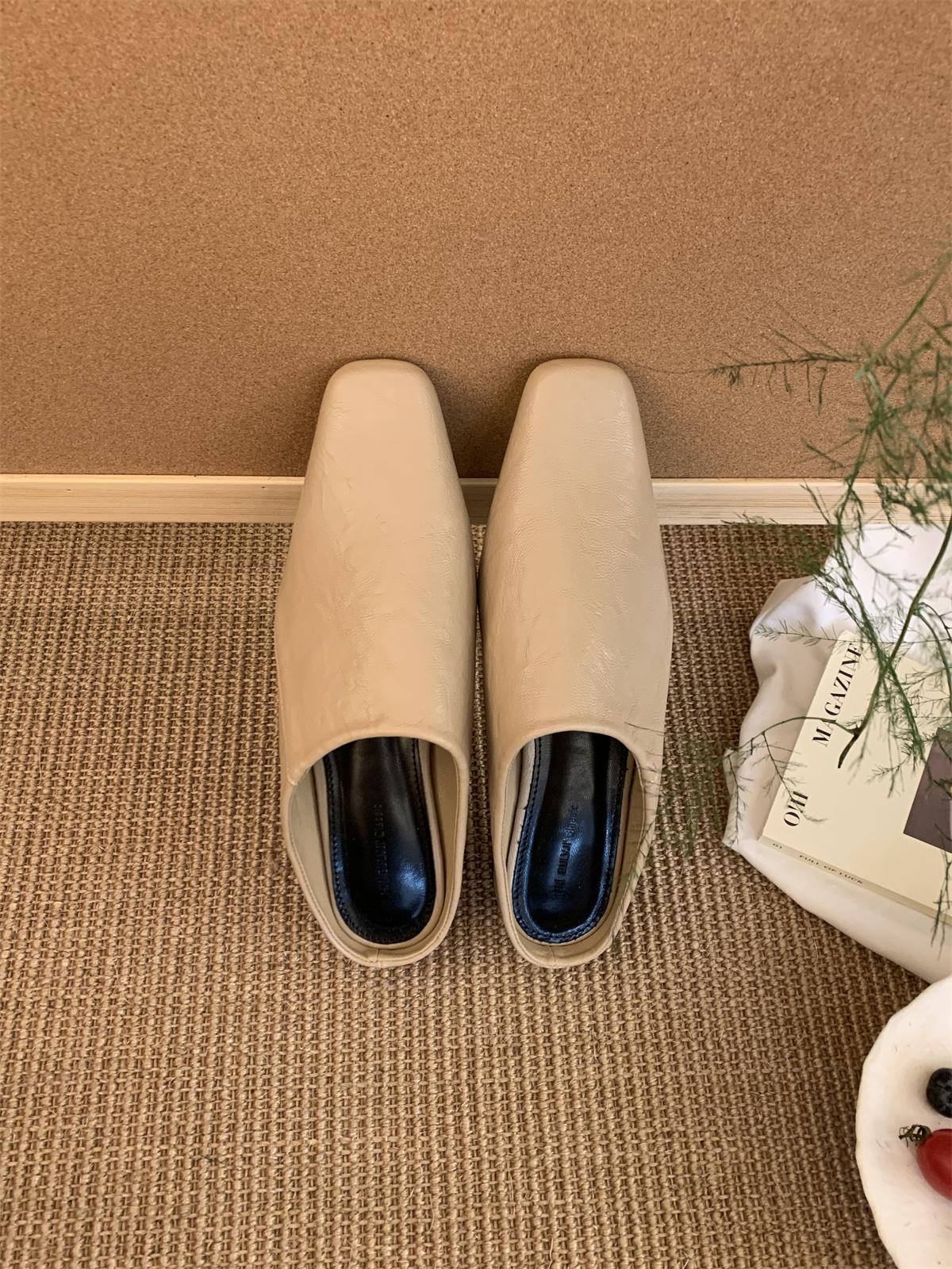 

Fashion Mules Women Covered Toe Heels Slippers Female Outdoor Summer Sliders High Quality Flat Heels Casual Outdoor Dress Mules Shoes 35