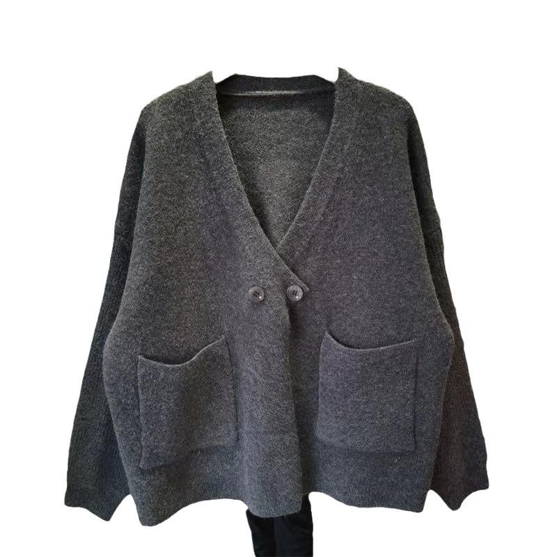 High-end and Niche Gold Coin Knitted Cardigan Design Sense, Two-button Loose Solid Color Casual Sweater Coat for Autumn and Winter