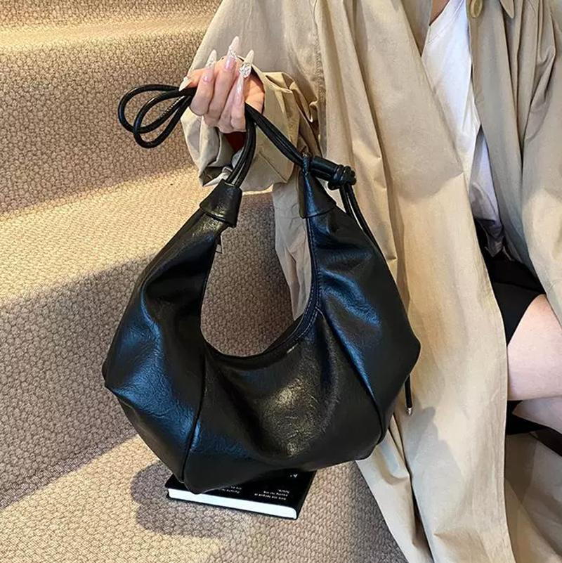 Underarm Bag PU Leather Solid Color Crescent Bag for Women Adjustable Strap Handbag Zipper Hobo Bag for Work Travel AVE
