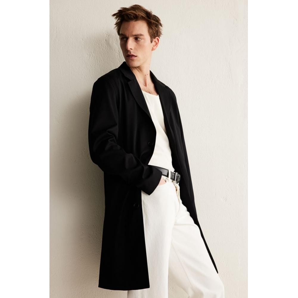 

Пальто HM slim Fit черного цвета