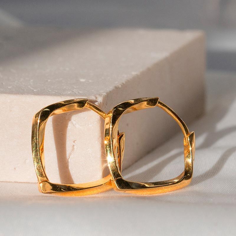 18K Gold-Plated S925 Sterling Silver Square Twisted Hoop & Smooth Round Ear Clip Earrings for Women 18K Gold Pair