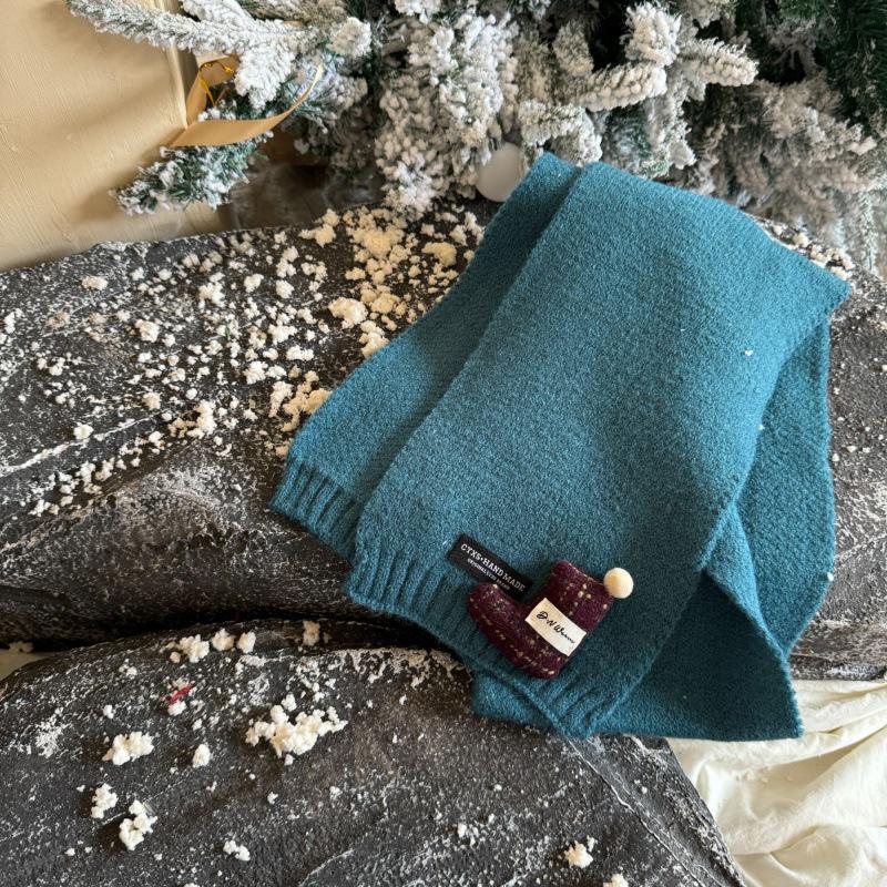 Red Christmas New Scarf For Children Student Winter Cute Cartoon Warm Thickened Knitted Scarves Girls Boys Scarf New Gift