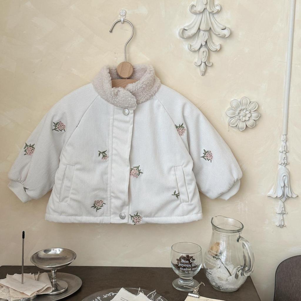 Fashionable Girls' Winter Cotton Jacket with Fleece Lining - Warm, Padded Outerwear for Children