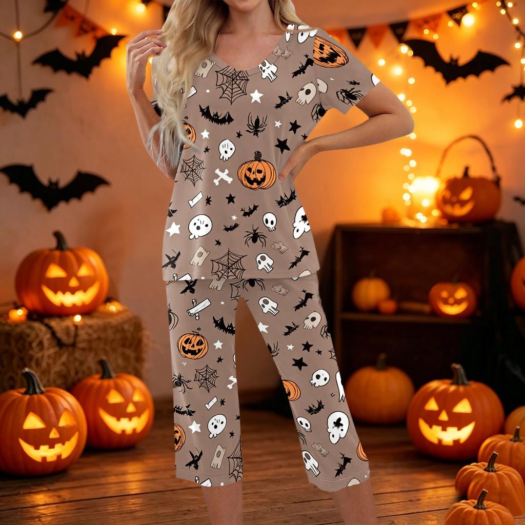 Women Halloween Two Piece Set Short Sleeve Top and Capri Pants Lounge Wear Pumpkin Print Casual Sleepwear Set