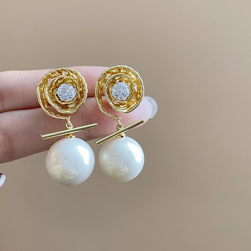 Silver Needle Cross-Border Tassel Earrings: Women's Versatile, Stylish Studs with a Unique, Trendy Design.