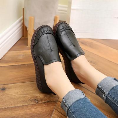 Scarpe Primaverili in Vera Pelle di Mucca da Donna Slip-on Designer Alta Qualità Mocassini Casual da Donna Scarpa Oxford Ballerine Mocassini da Donna