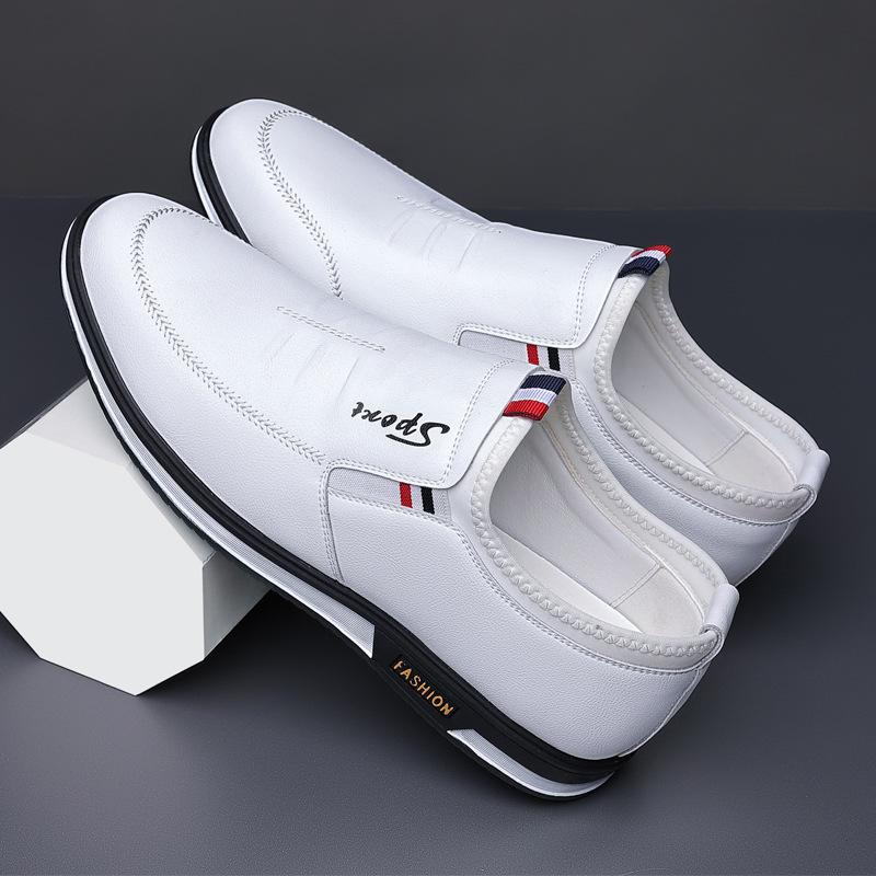 Nuove Scarpe Primavera da Uomo Scarpe Casual in Vera Pelle Scarpe Flat da Skateboard Mocassini Slip-on alla Moda
