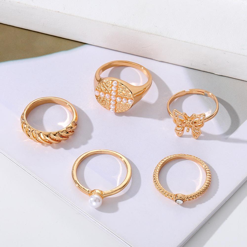 5-teiliges Set Sanfter romantischer Schmetterlingsring Mode Perle Charme Temperament Frau Schmetterling Tier Sexy Ring Set Set
