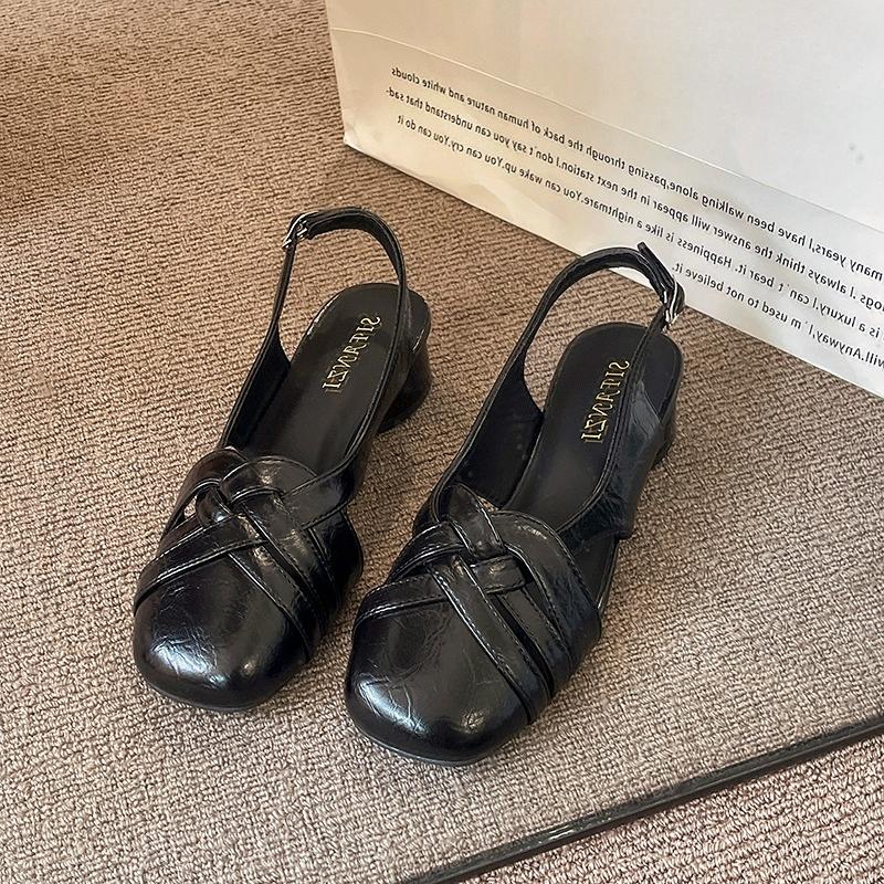 Fashion Hollow Single Shoes 2025 Spring and Summer New Medium and Chunky Heel Baotou Shallow Mouth Casual Women's Sandals