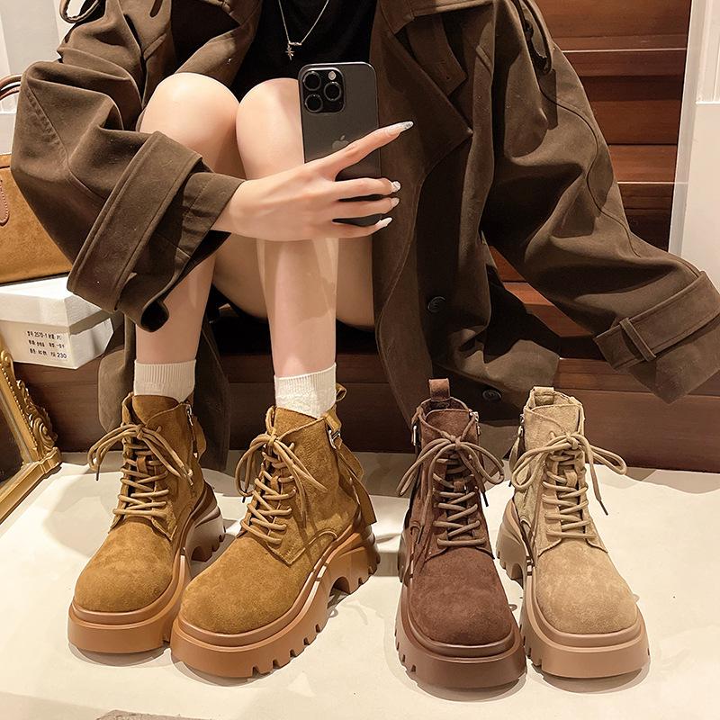 Europeisk 2025 høst ny matt mykt skinn plattform Martin boots dame britisk stil retro stor tå lokomotiv korte støvletter