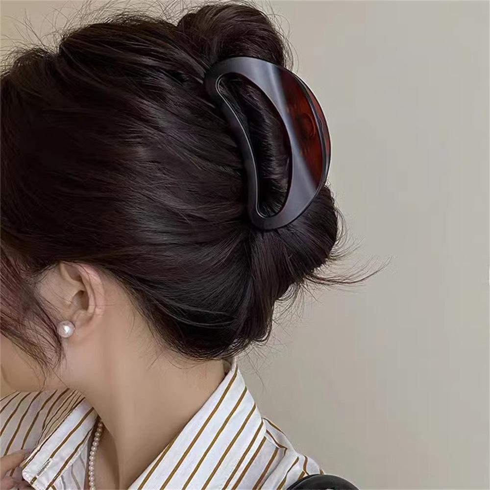 1pc Hollowed-out Arc-shaped Female Shark Clip, Simple Hair Clip At The Back Of The Head, Coiled Hair Claws