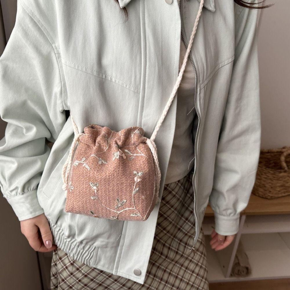 Lace Drawstring Bucket Bag Elegant Woven Beach Bag Leisure Straw Bag  Vacation