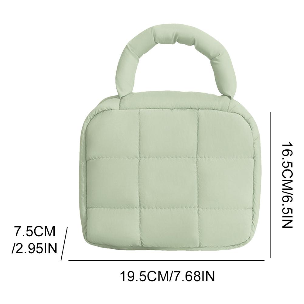 Women Quilted Makeup Bag Travel Toiletry Bag Large Capacity Makeup Storage Bag Lightweight Cloud Cosmetic Bag Simple Make Up Bag