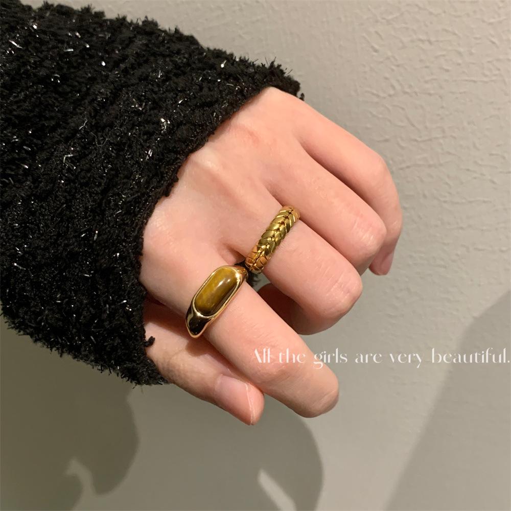 Adjustable High-Grade Retro Tiger Eye Stone Saddle Ring with Wheat Ear Design for Women