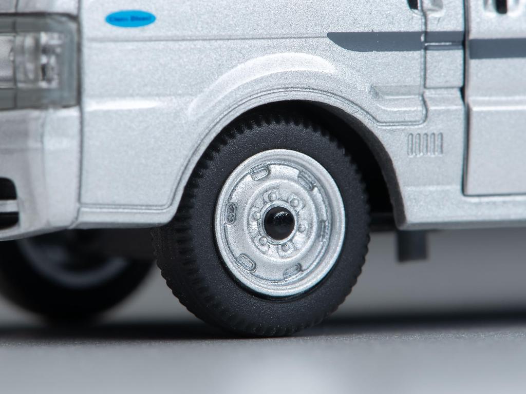 Tomytec Metal Tomica Limited Vintage Neo Scale Mazda Bongo Brawny 2004 Finished Product (TOMYTEC) 1/64 LV-N310a Van, Low-Floor, 5-Door, GL, Silver,