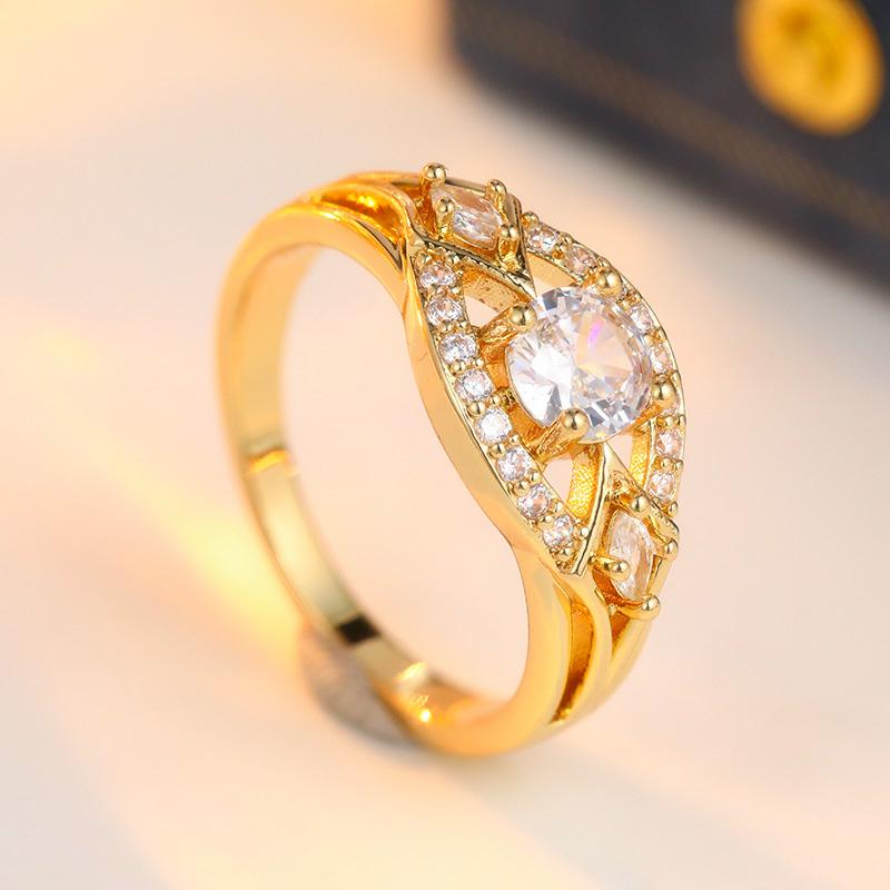 Classic Inlaid White CZ Women's Ring Sparkling Gold Color Geometry Daily Wear Party Jewelry Anniversary Gift