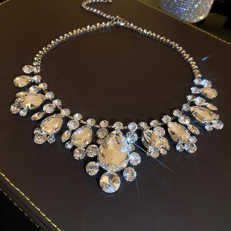 Shiny Rhinestone Crystal Necklace for Women Luxury Party Wedding Necklace Geometric Water Drop Collarbone Necklaces Jewelry
