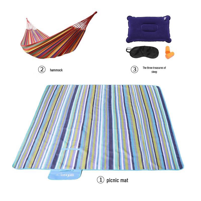 Wolf Walker Outdoor Picnic Mat & Hammock Set