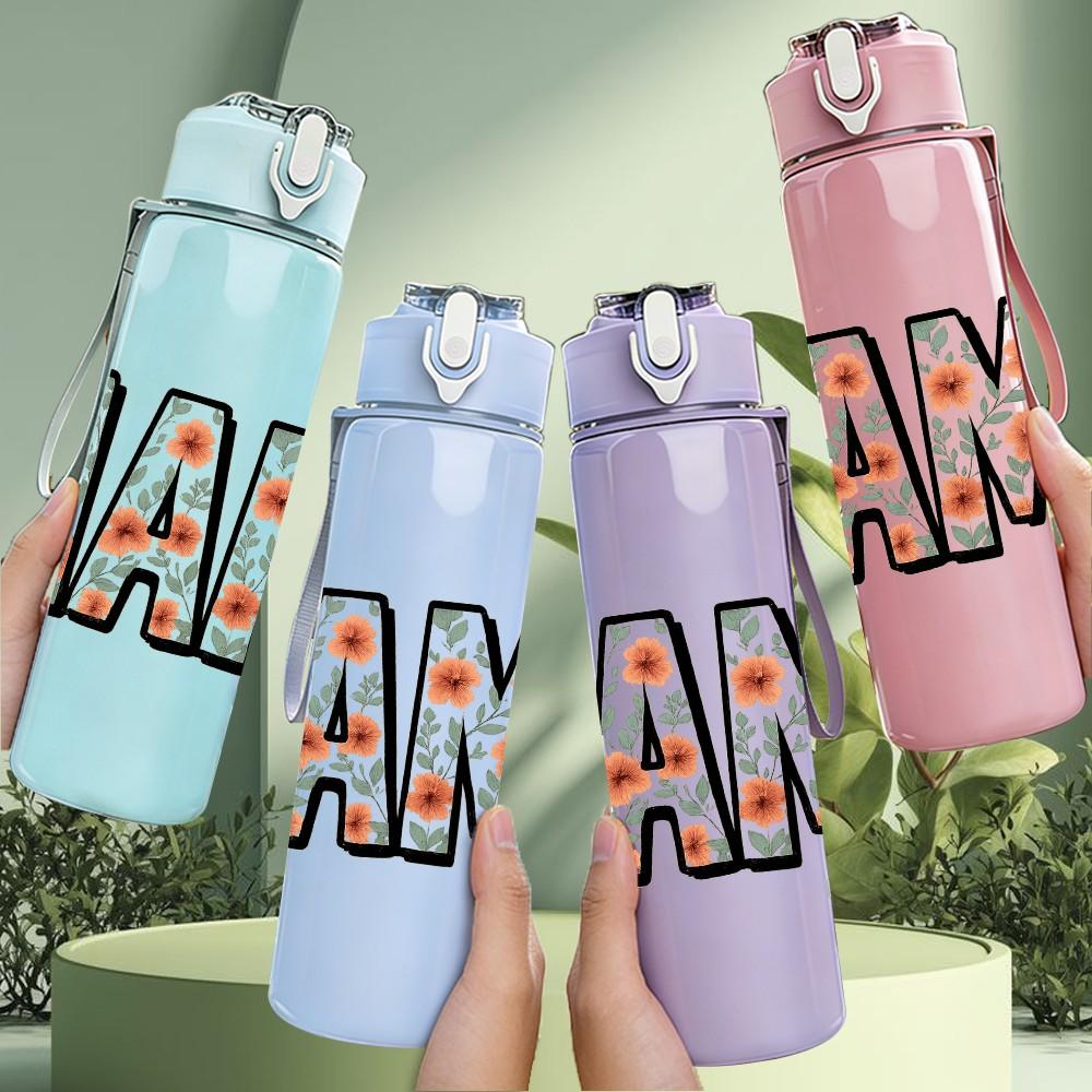 1PC Colorful MAMA Letter Pattern 750ml Color Plastic Sports Water Bottle Leakproof Flip Straw Lid Suitable for Sports Office Home Use
