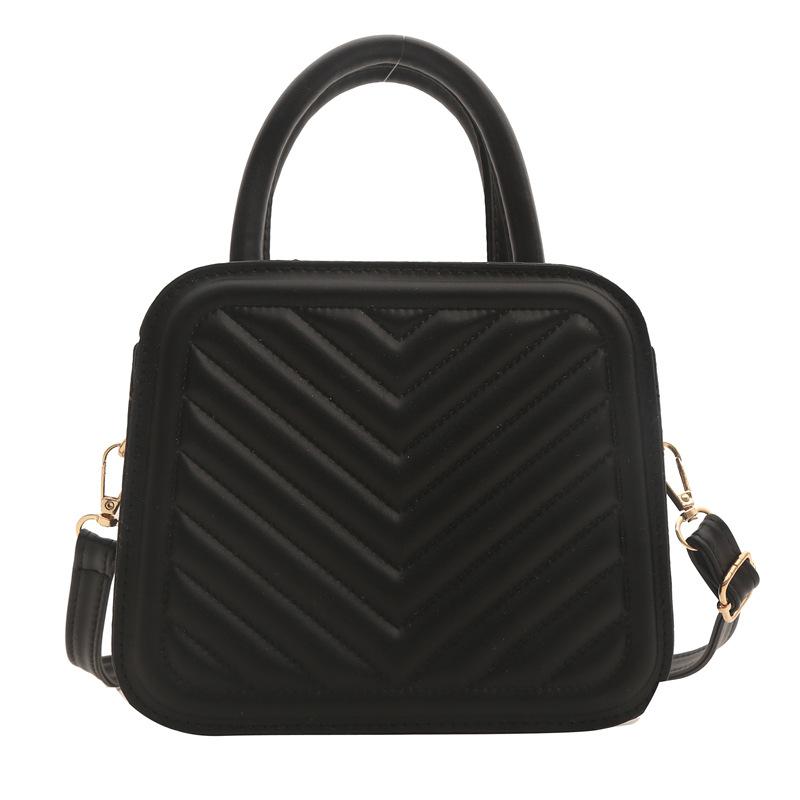 

Портативная маленькая сумка конфетного цвета 2024 новая ретро женская сумка в зарубежном стиле сумка через плечо сумка-мессенджер простая и модная маленькая квадратная сумка чёрный