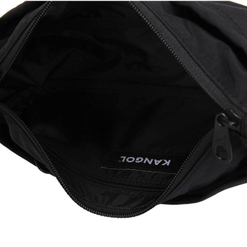 KANGOL Essential X Kleines Umhängetasche 3387 Schwarz