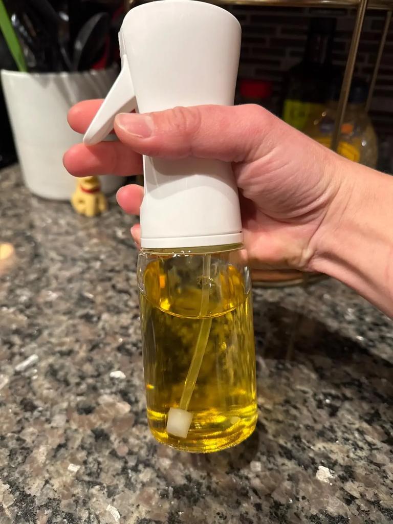 Olive Oil Mister Spray Bottle for Cooking - Cooking Oil Spray Bottle  Air Fryer Accessories - Refillable Glass Dispenser