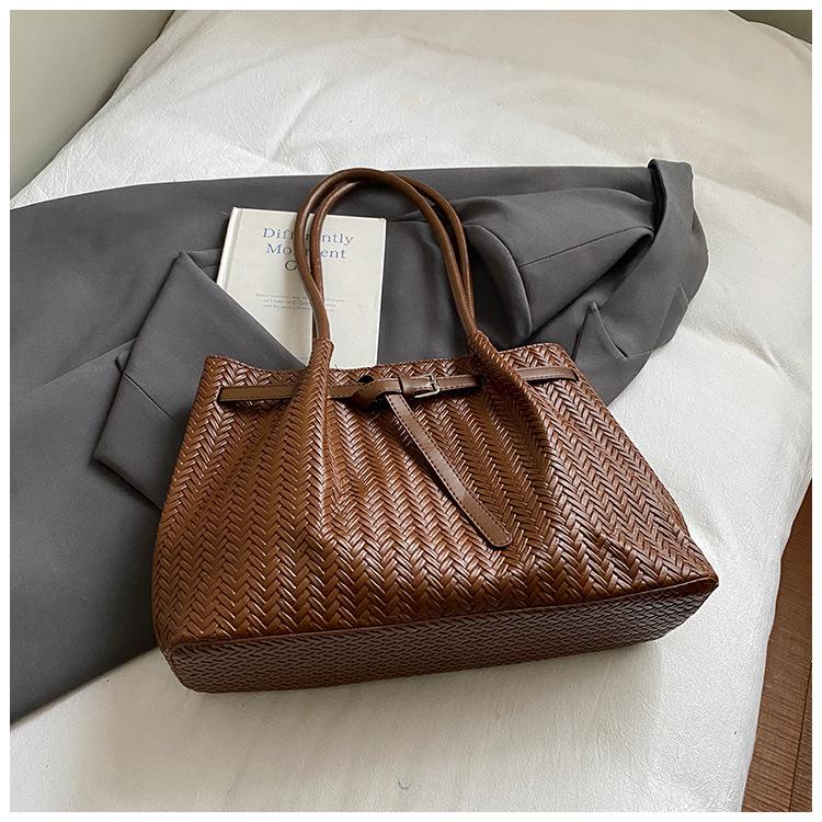 Retro Tragetasche, Unterarmtasche mit großem Fassungsvermögen, Hoher Erscheinungsgrad, Ein-Schulter-Tasche, Modische Pendler-Großtasche