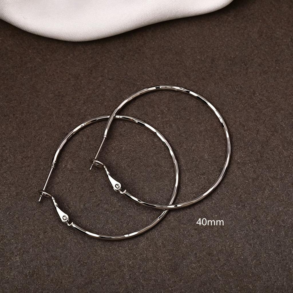 Korean version of high-end sensory ring earrings women's European and American fashion simple earrings temperament light luxury niche earrings