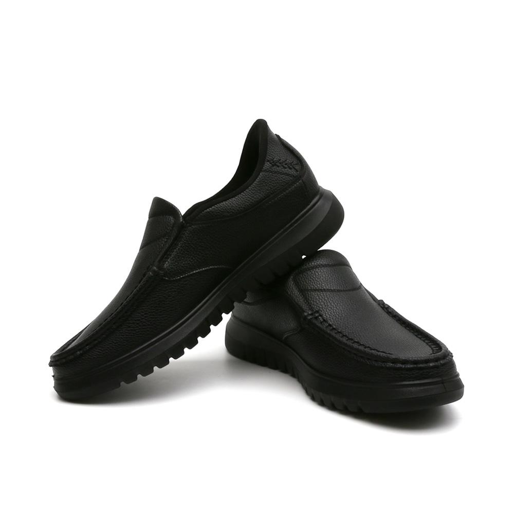 Roadwalk Casual Baroin Slip-On (Black)