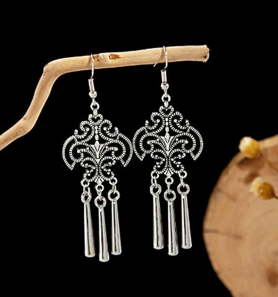 Vintage European & American Style Hollow Fashion Pendant Earrings for Women
