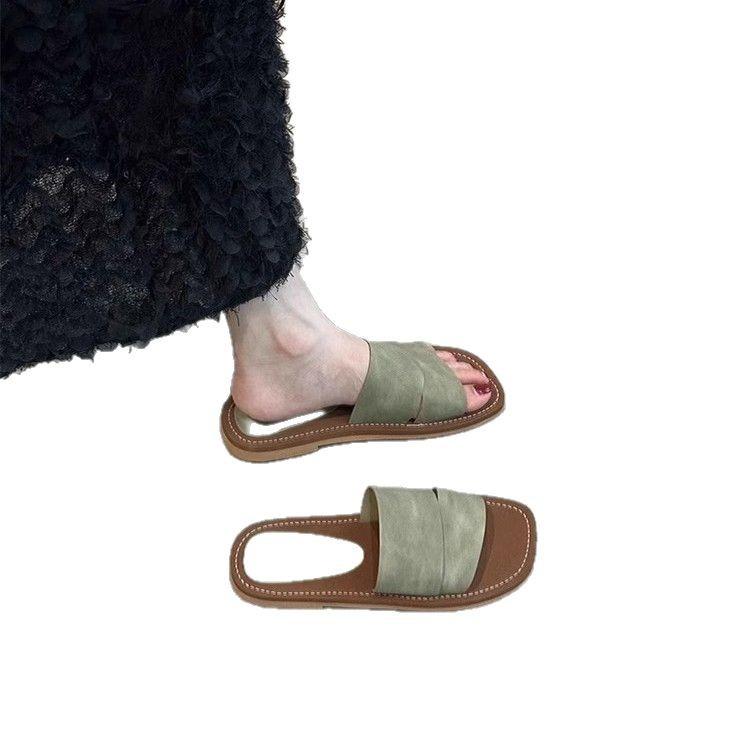 Niche design sense retro square head open-toed flat-bottomed slippers female summer wear fairy wind seaside vacation beach sandals