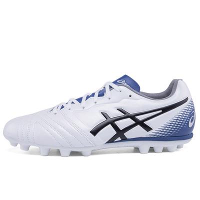 Scarpe speciali per sport – Scarpe da calcio