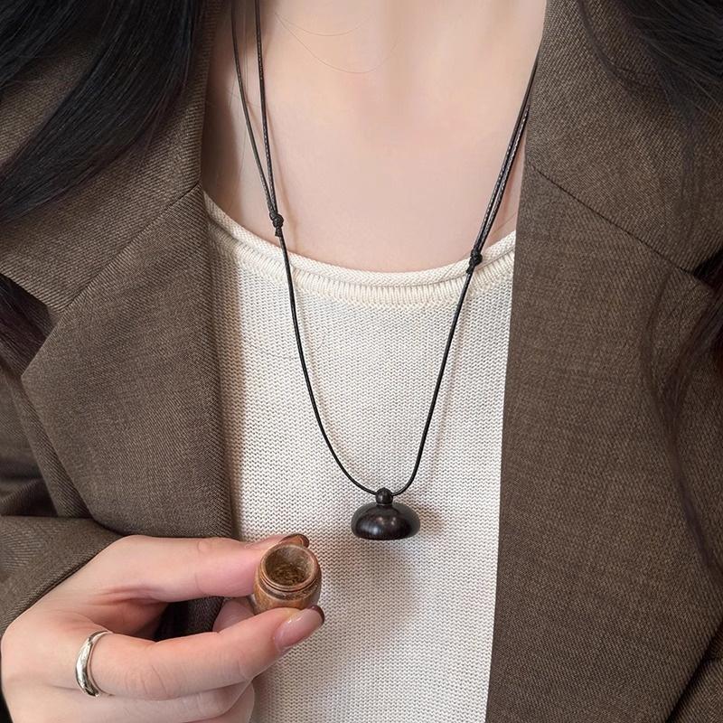 Creative Openable Acorn Pendant Long Necklaces Choker For Women Men Niche Sweater Chain Jewelry Gift