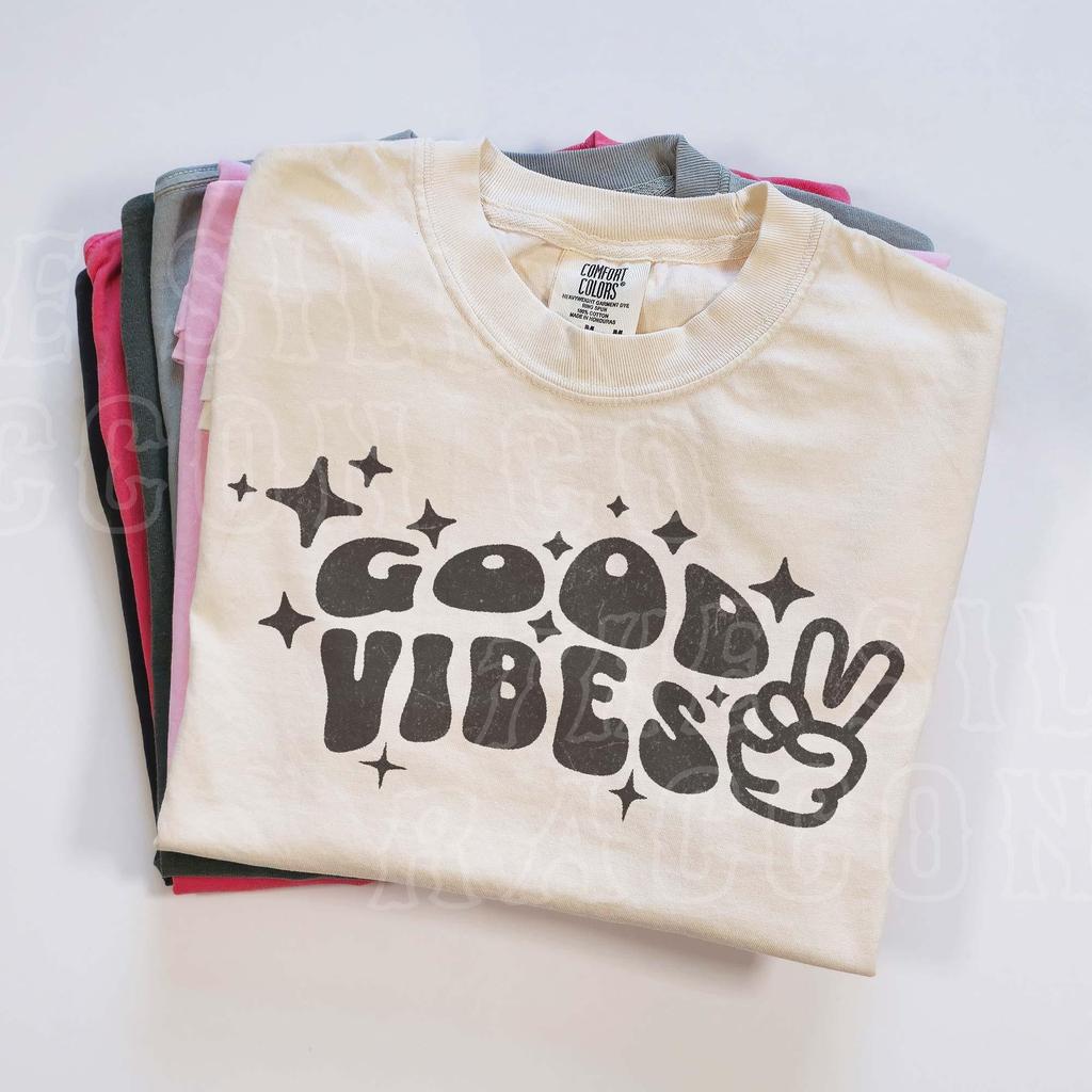 Good Vibes Retro T-Shirt, Vintage Peace Sign Graphic Tee, Positive Energy Shirt, Groovy 70s Shirt, Hippie Shirt, Boho Shirt, Funny Gift