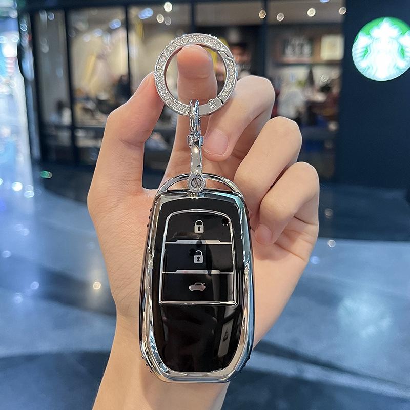 TPU Car Key Case Fob Cover for Toyota CHR Hilux Fortuner Land Cruiser 200 Camry Corolla Crown RAV4 Highland Keychain Accessories