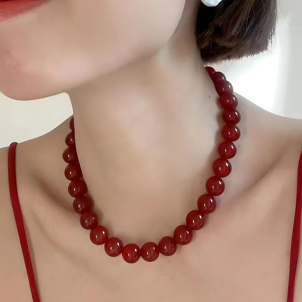 Handmade Red Agate Beaded Necklace: Women's High-End Chinese Style Clavicle Choker