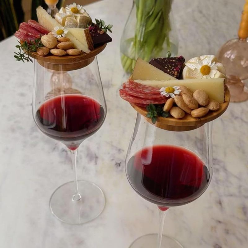Ensemble de Planche à Charcuterie Écologique en Bambou avec Assiettes Rondes pour Apéritifs et Sous-verres pour Verres à Vin Parfait pour les Fêtes les Restaurants