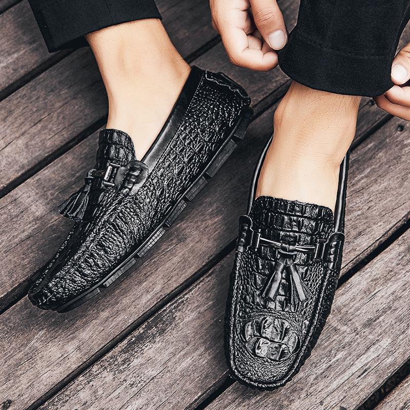 Men Casual Shoes Fashion Male Shoes Soft Men Tassel Loafers Leisure Moccasins Slip On Men's Driving Shoes Black Man Lazy Shoes